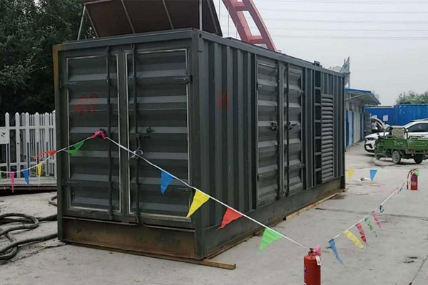 鄯善发电机租赁空气滤清器多久更换一次？